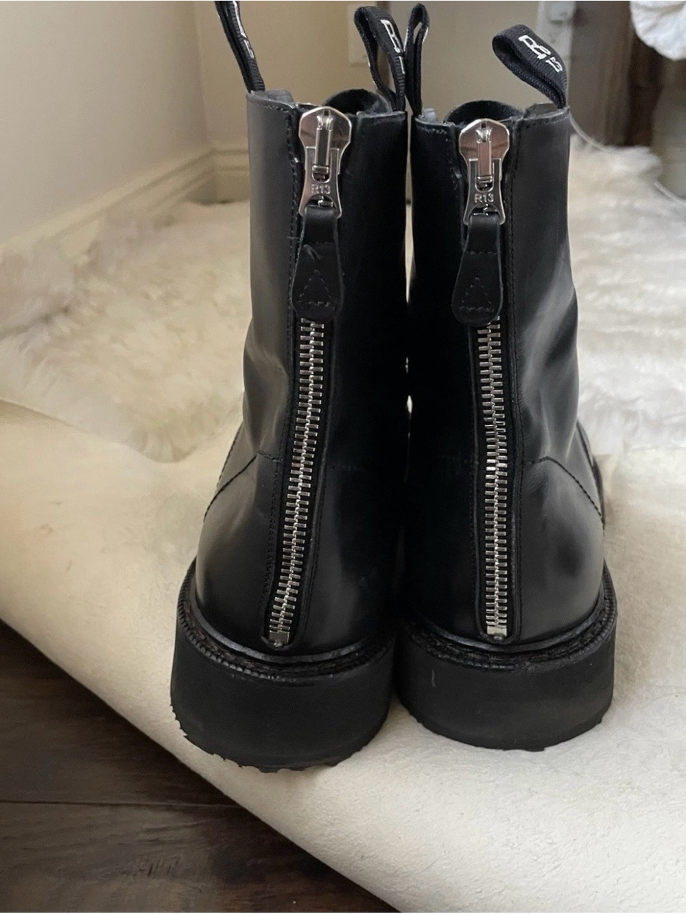 Authentic R13 single stack black platform men’s boots - Picture 2 of 5